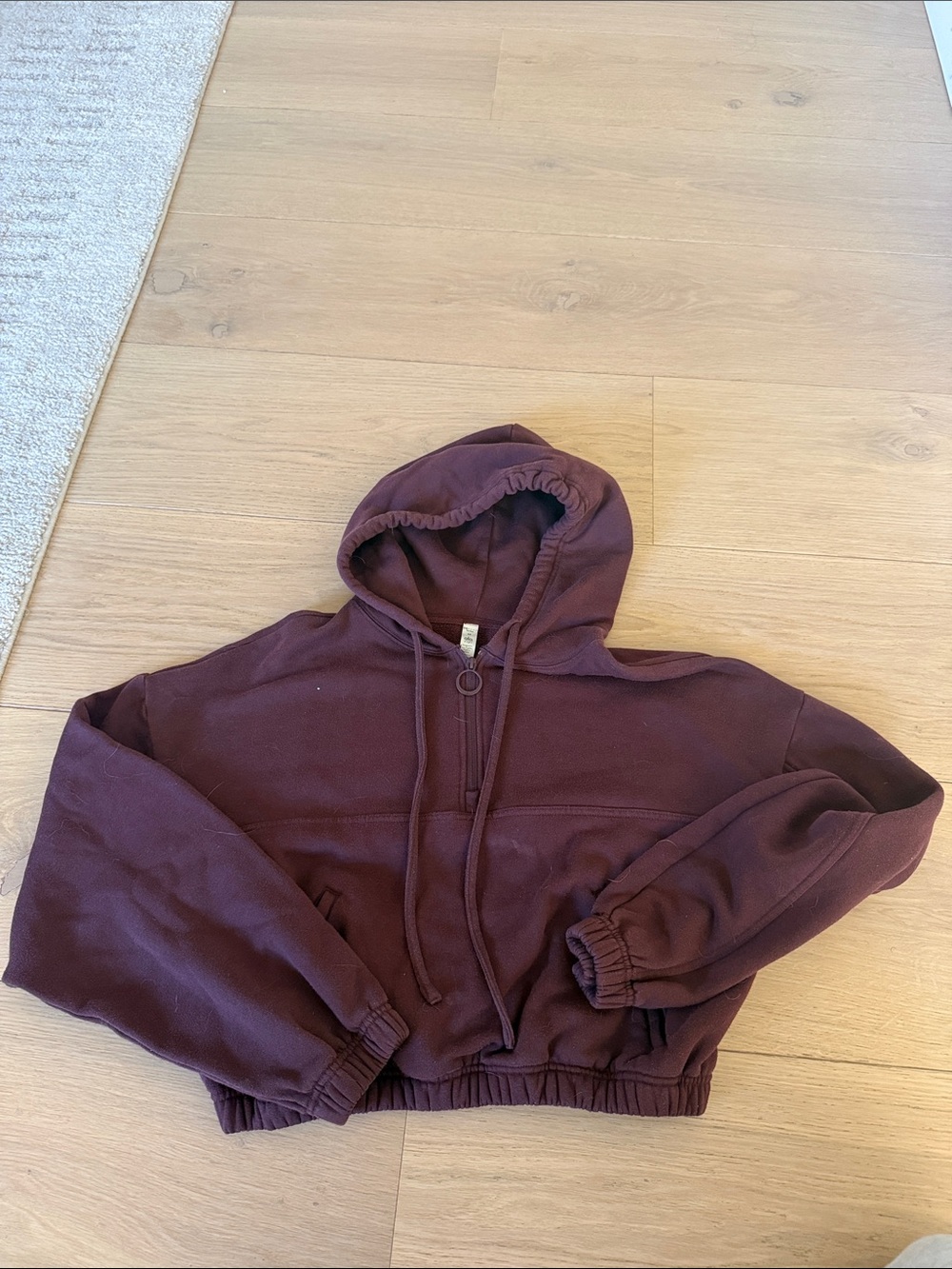 ALO Cropped Hooded quarter zip sweatshirt - Deep Plum